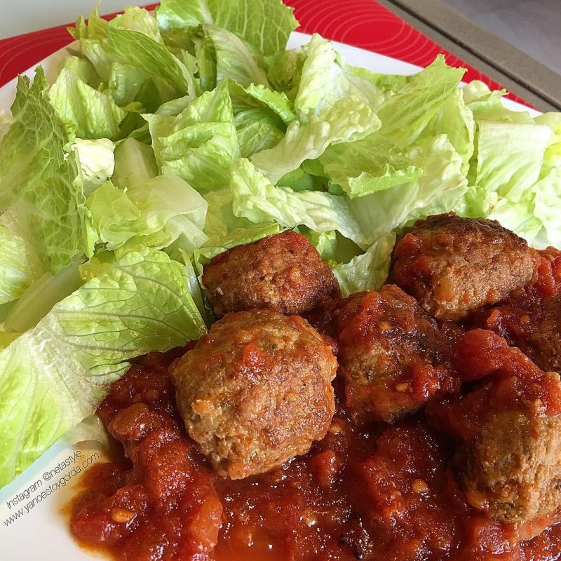 Albóndigas de ternera con tomate "fit"