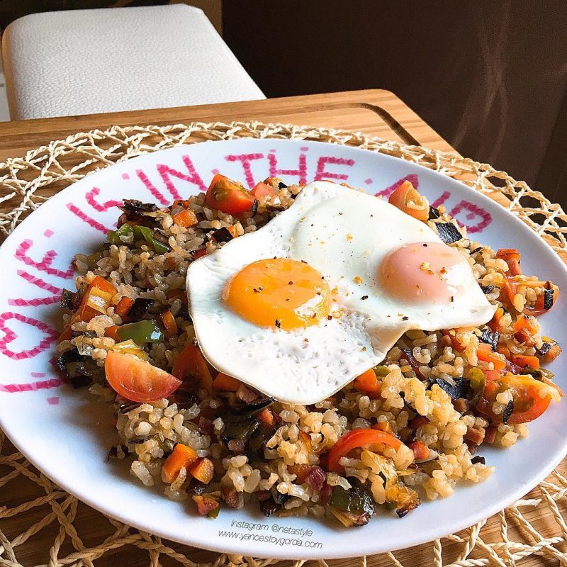 Arroz salteado con verduras y jamón "fit"