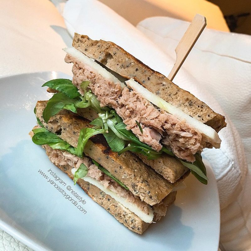 PAN DE AVENA AL MICROONDAS