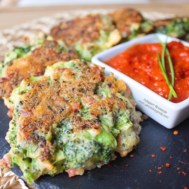 Tortas de brócoli y jamón