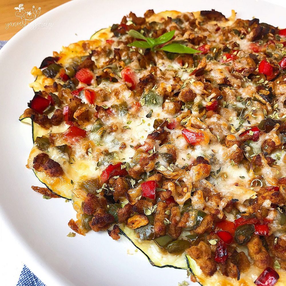 Calabapizza con soja texturizada