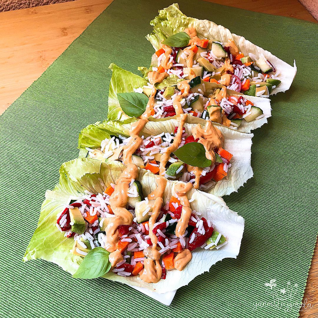 TACOS DE LECHUGA CON ARROZ