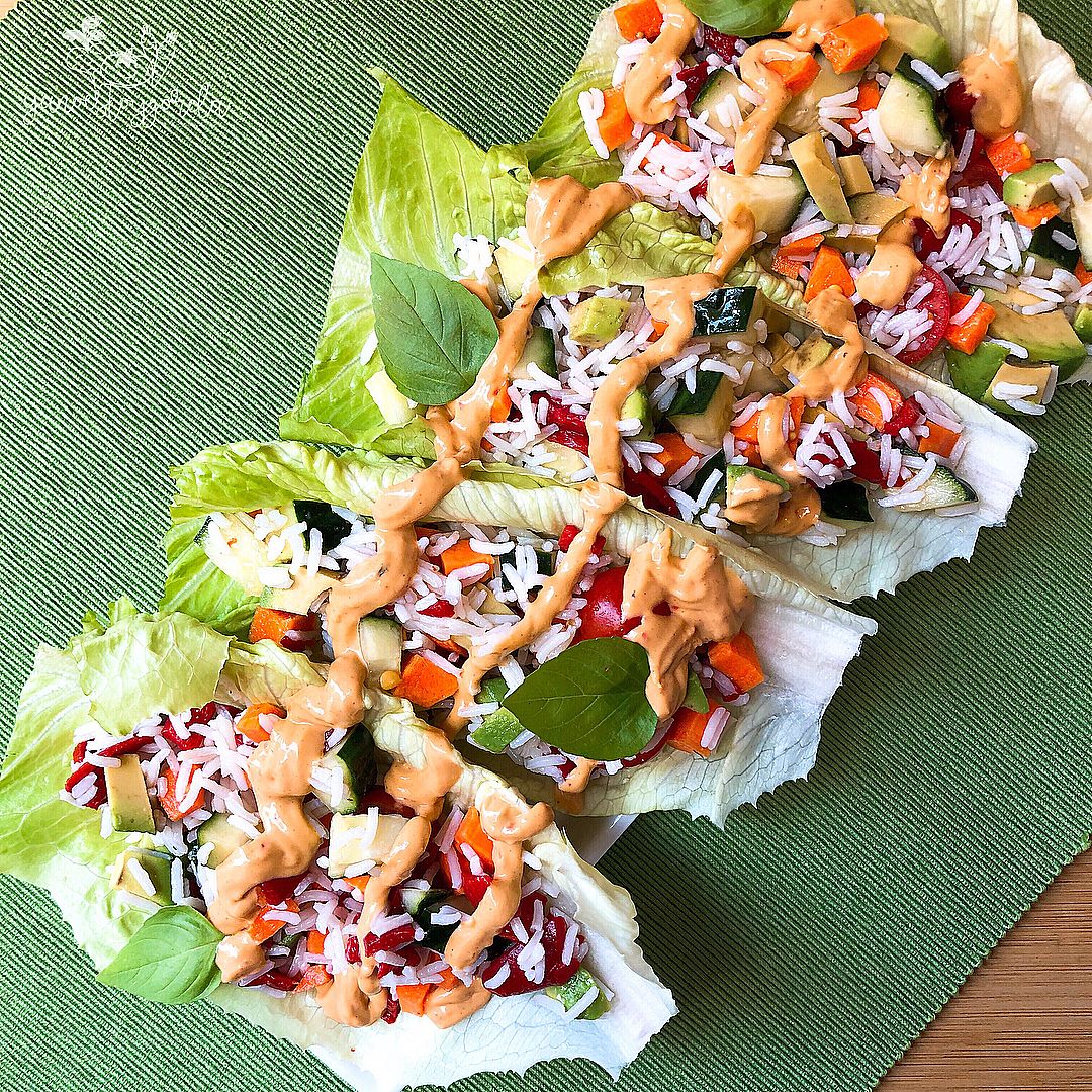 TACOS DE LECHUGA CON ARROZ