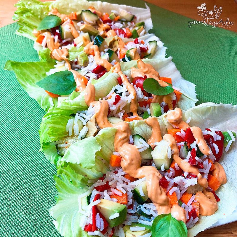 TACOS DE LECHUGA CON ARROZ