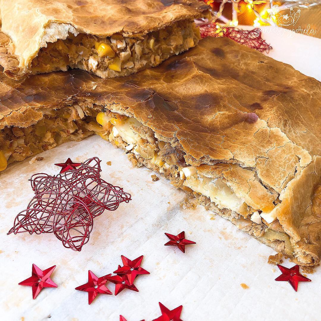 EMPANADA DE ATÚN Y HUEVO