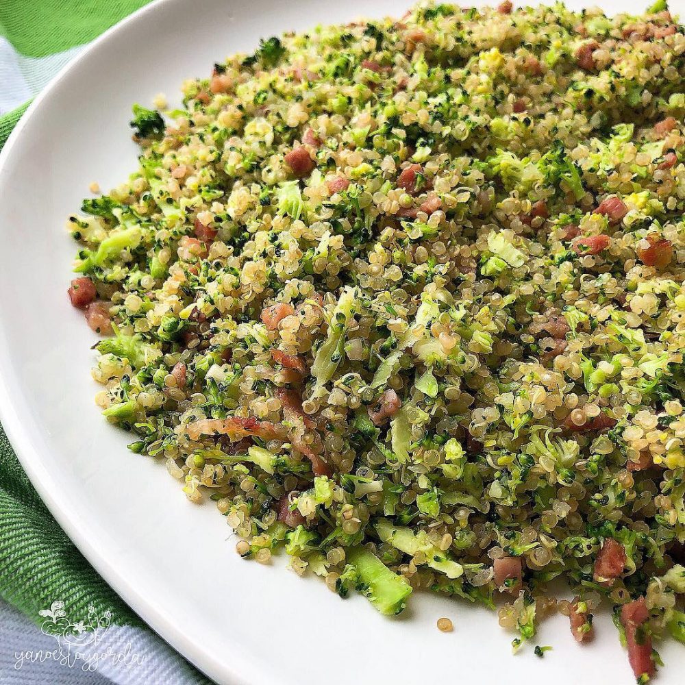 Brócoli con quinoa y jamón