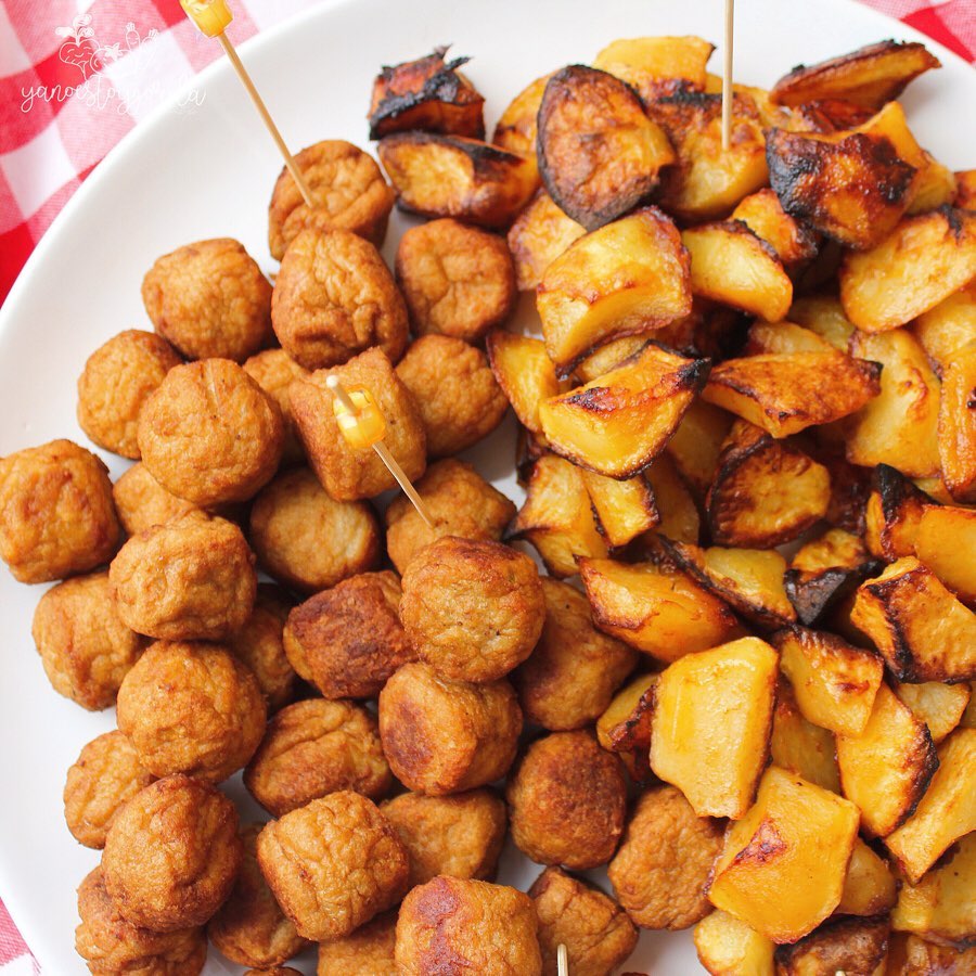 albóndigas de pollo con patatas al horno