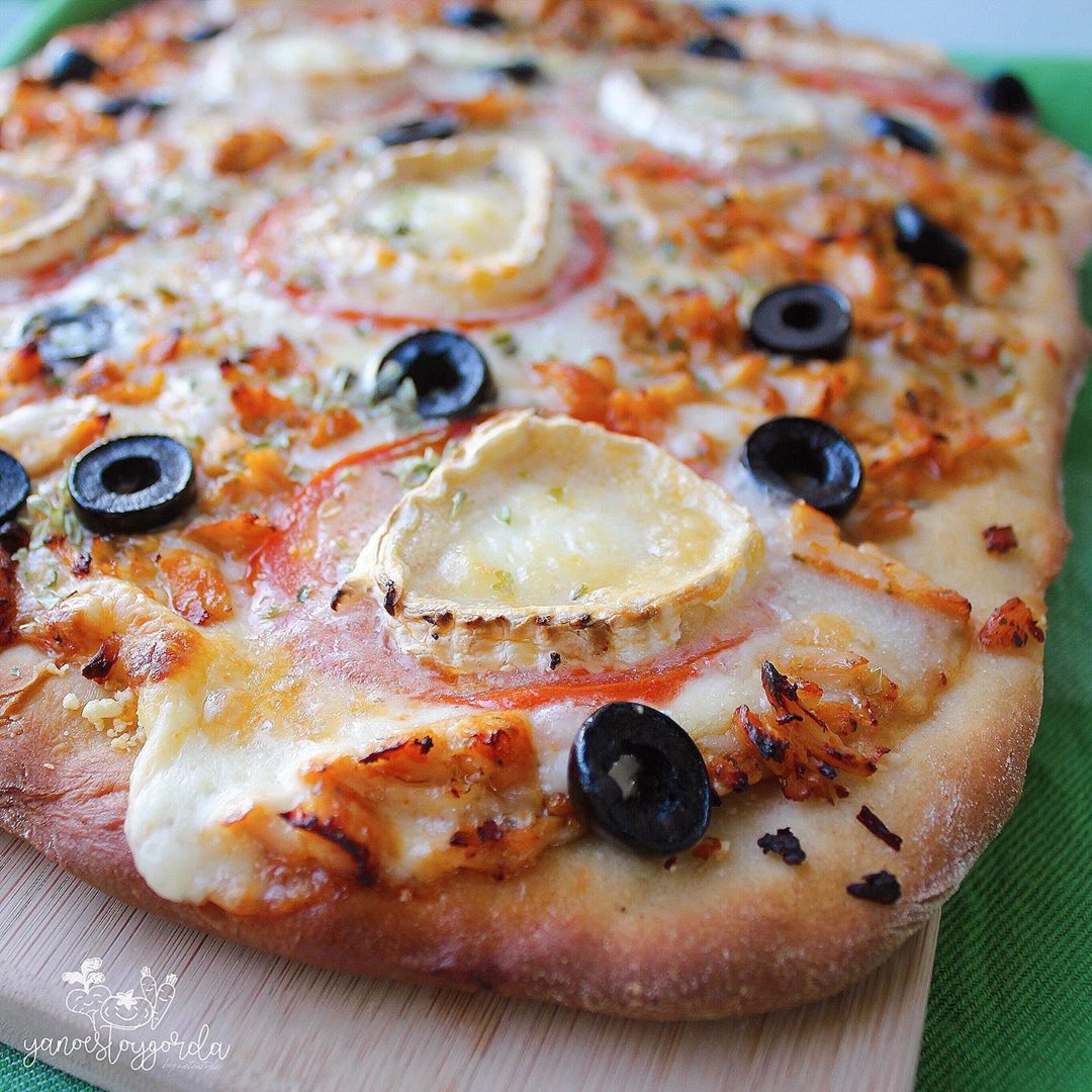 pizza familiar integral masa clásica con pollo