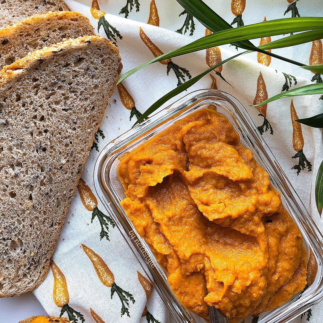 salsa romesco de zanahorias y tomates asados