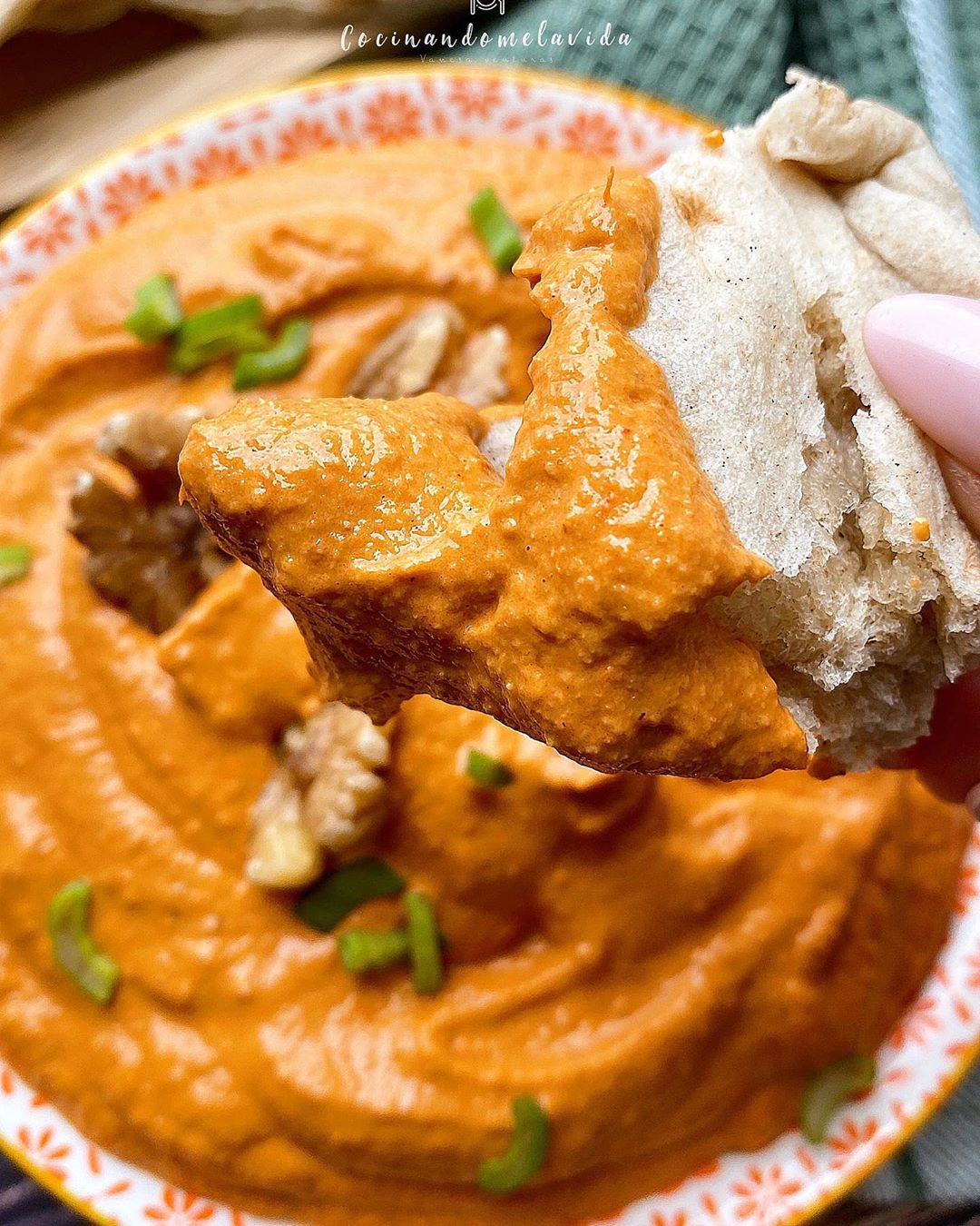 MUHAMMARA (PATÉ DE PIMIENTOS Y NUECES)