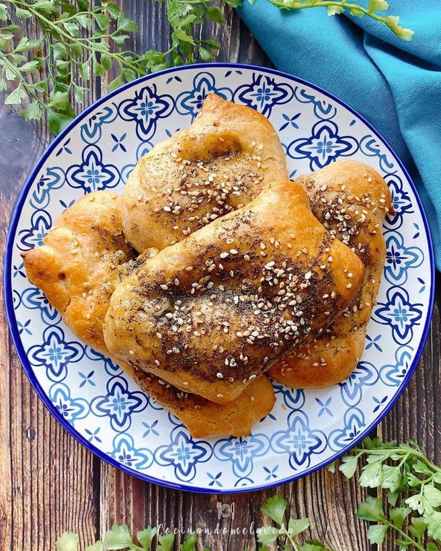 mini calzones de espelta rellenas de espinacas y queso