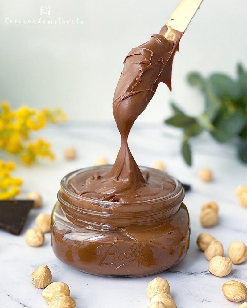 CREMA DE AVELLANAS Y CHOCOLATE SALUDABLE COCINANDOMELAVIDA por CREMA DE AVELLANAS Y CHOCOLATE SALUDABLE COCINANDOMELAVIDA por