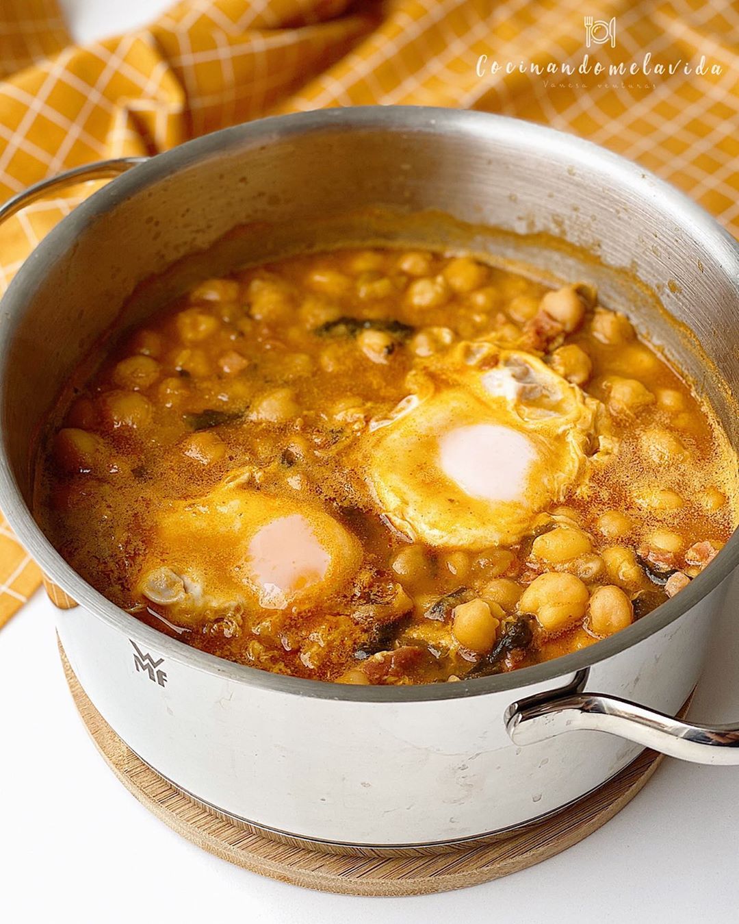 POTAJE EXPRESS DE GARBANZOS Y ESPINACAS COCINANDOMELAVIDA