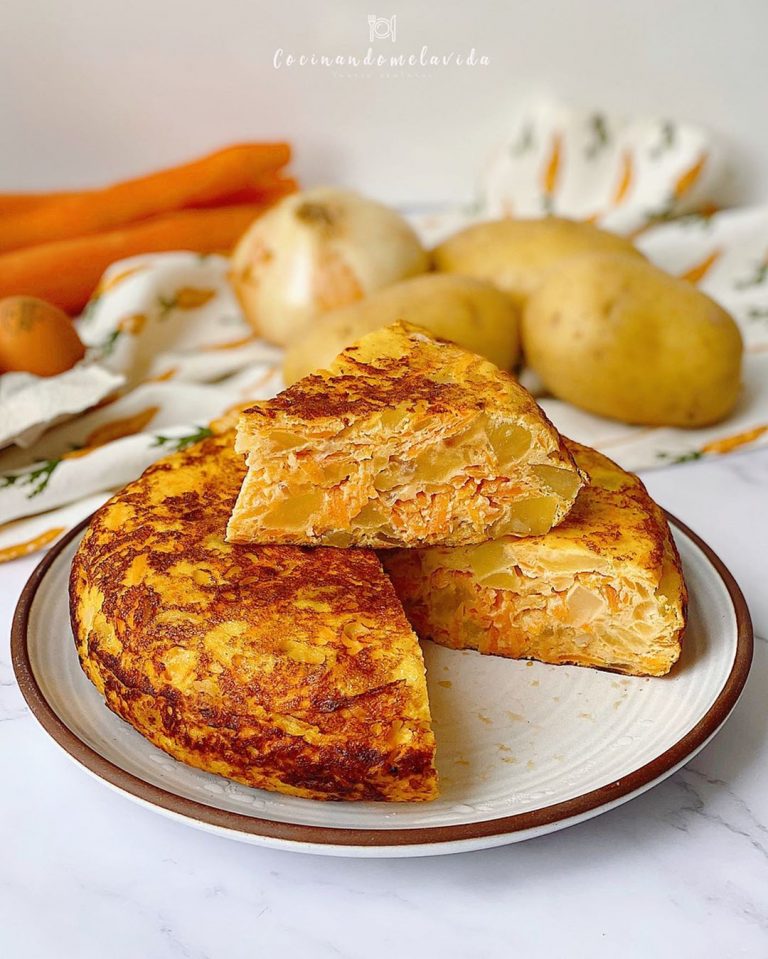 TORTILLA DE PATATAS Y ZANAHORIA COCINANDOMELAVIDA