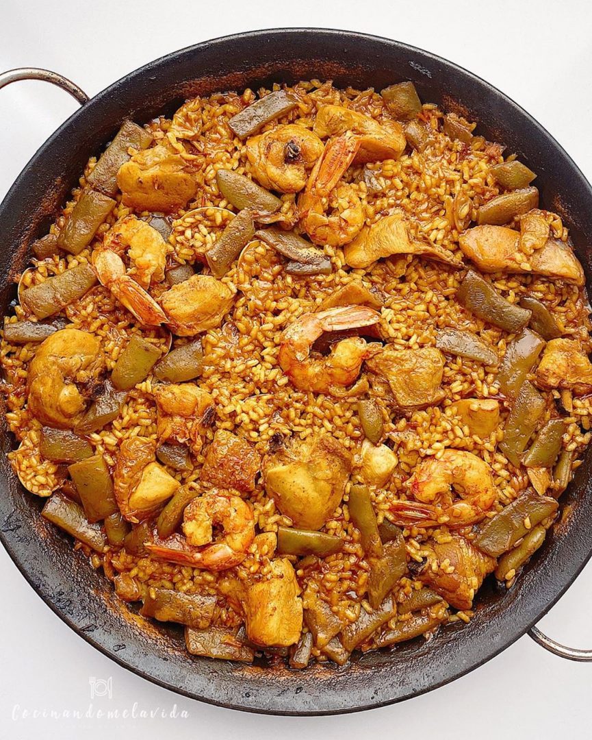 arroz con pollo y almejas