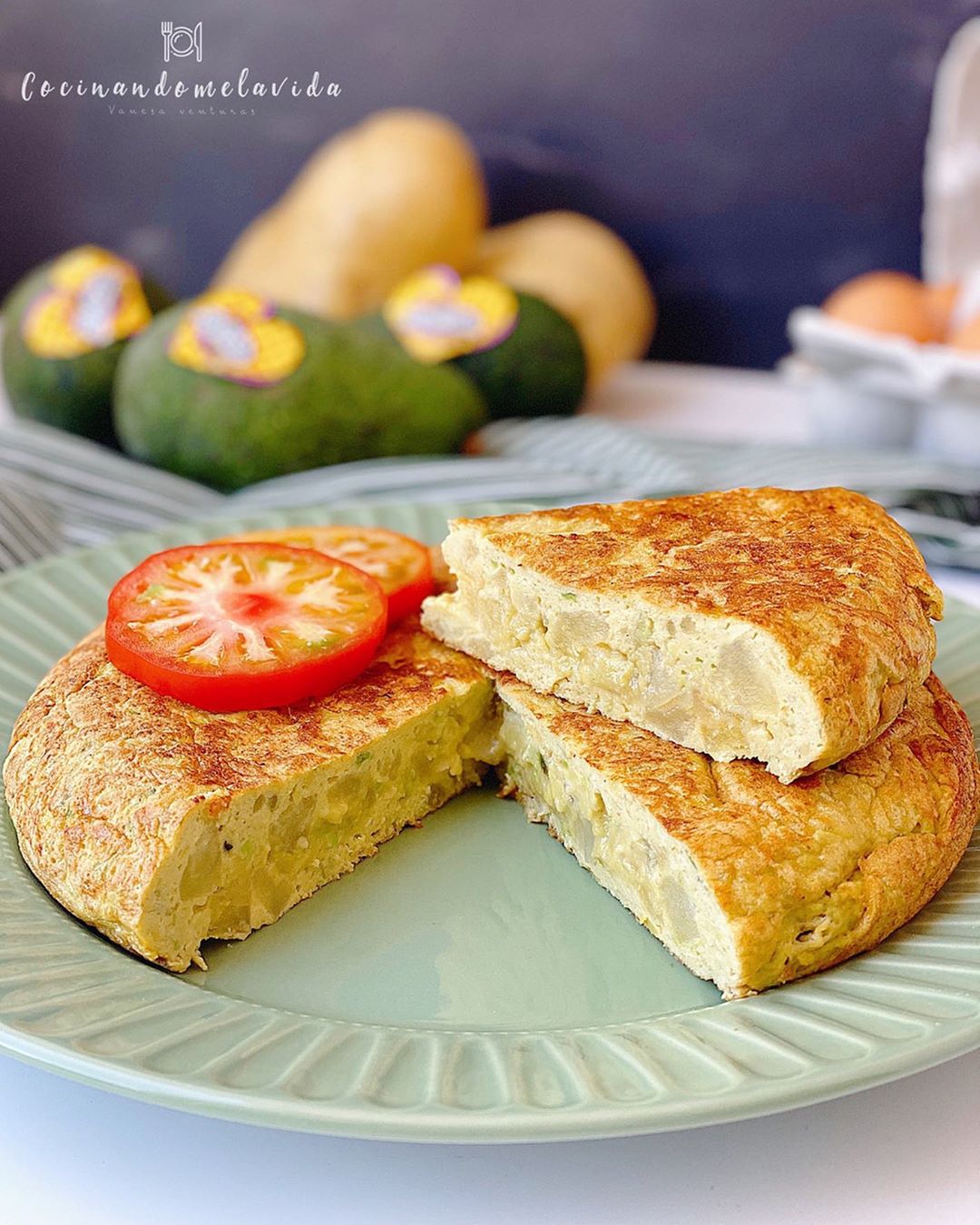 TORTILLA DE AGUACATE Y PATATA