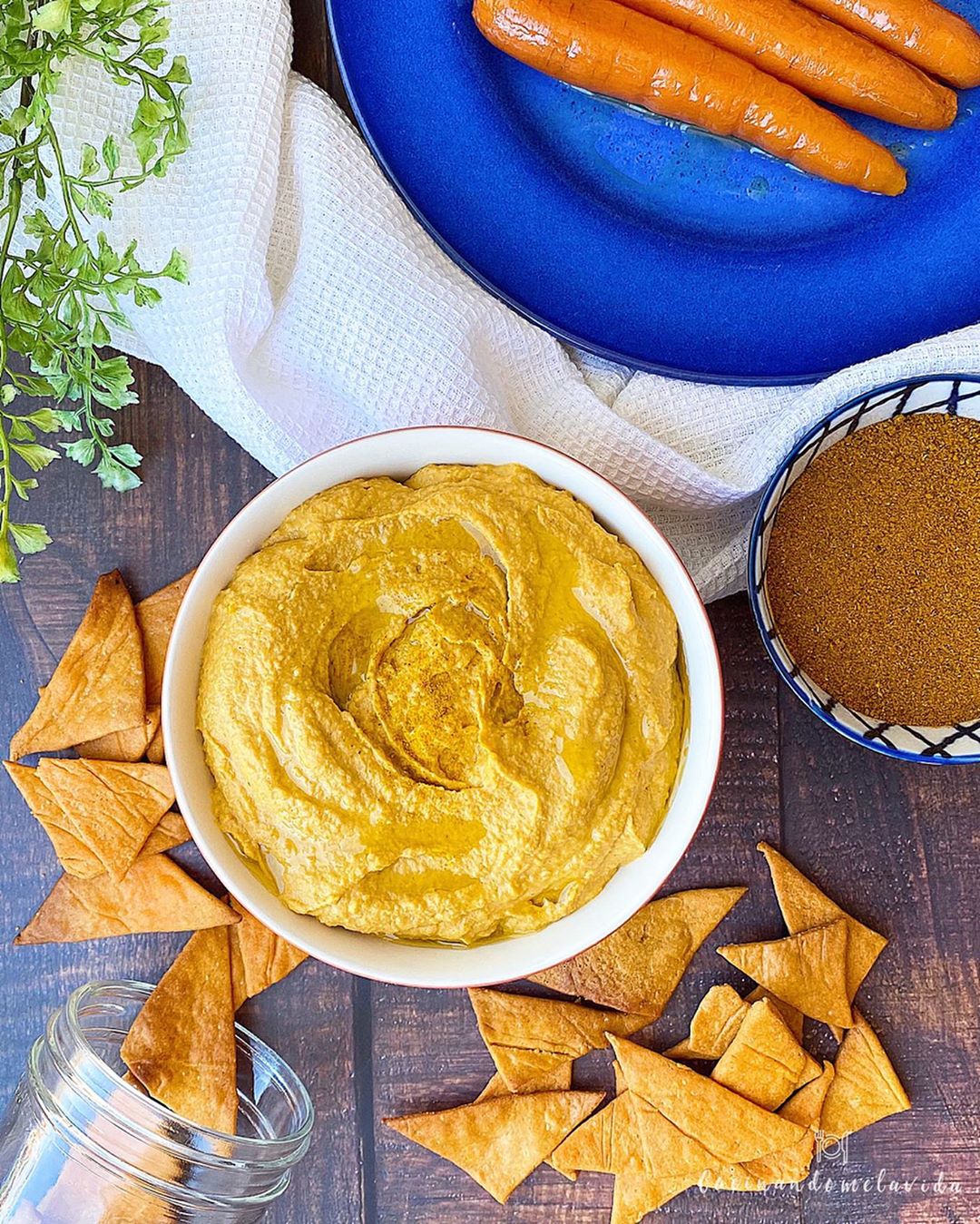 HUMMUS DE ZANAHORIA ASADAS AL CURRY