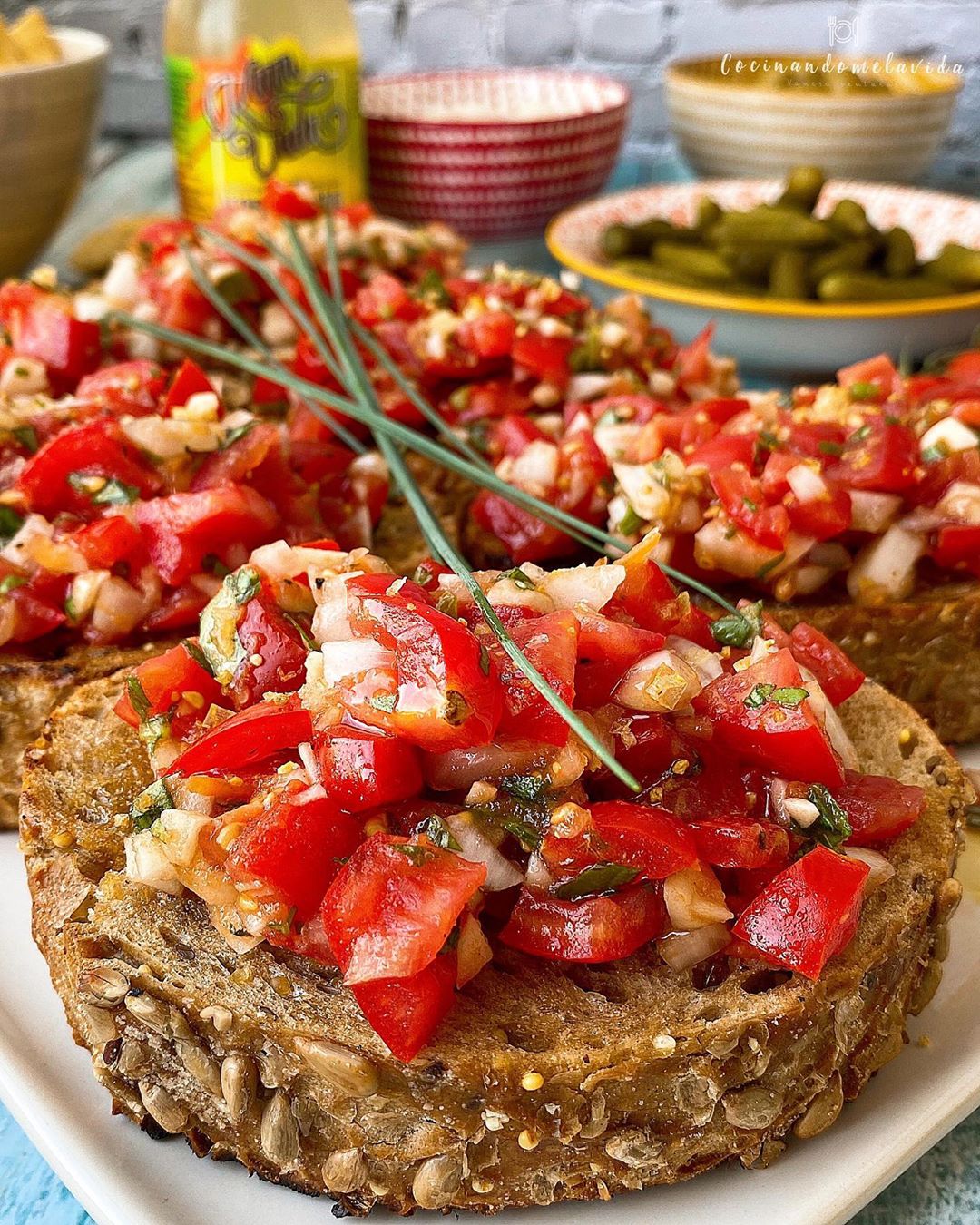 bruschettas de tomatitos