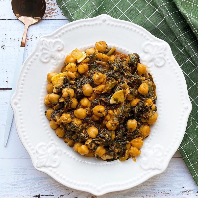 GARBANZOS CON ESPINACAS Y HUEVO