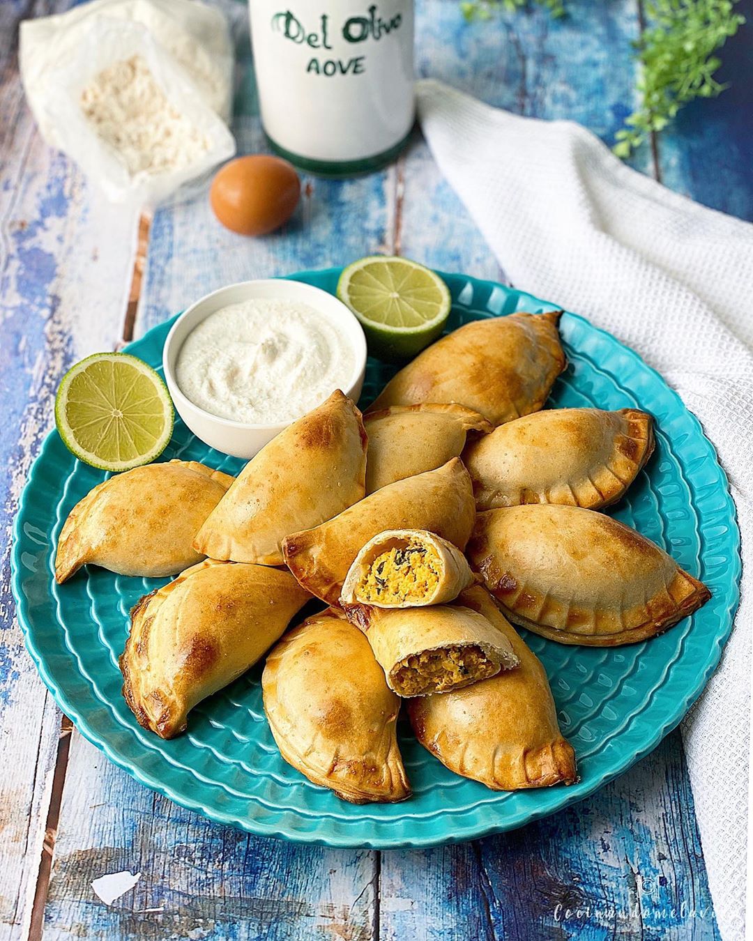 empanadillas caseras rellenas de pollo al curry cremoso