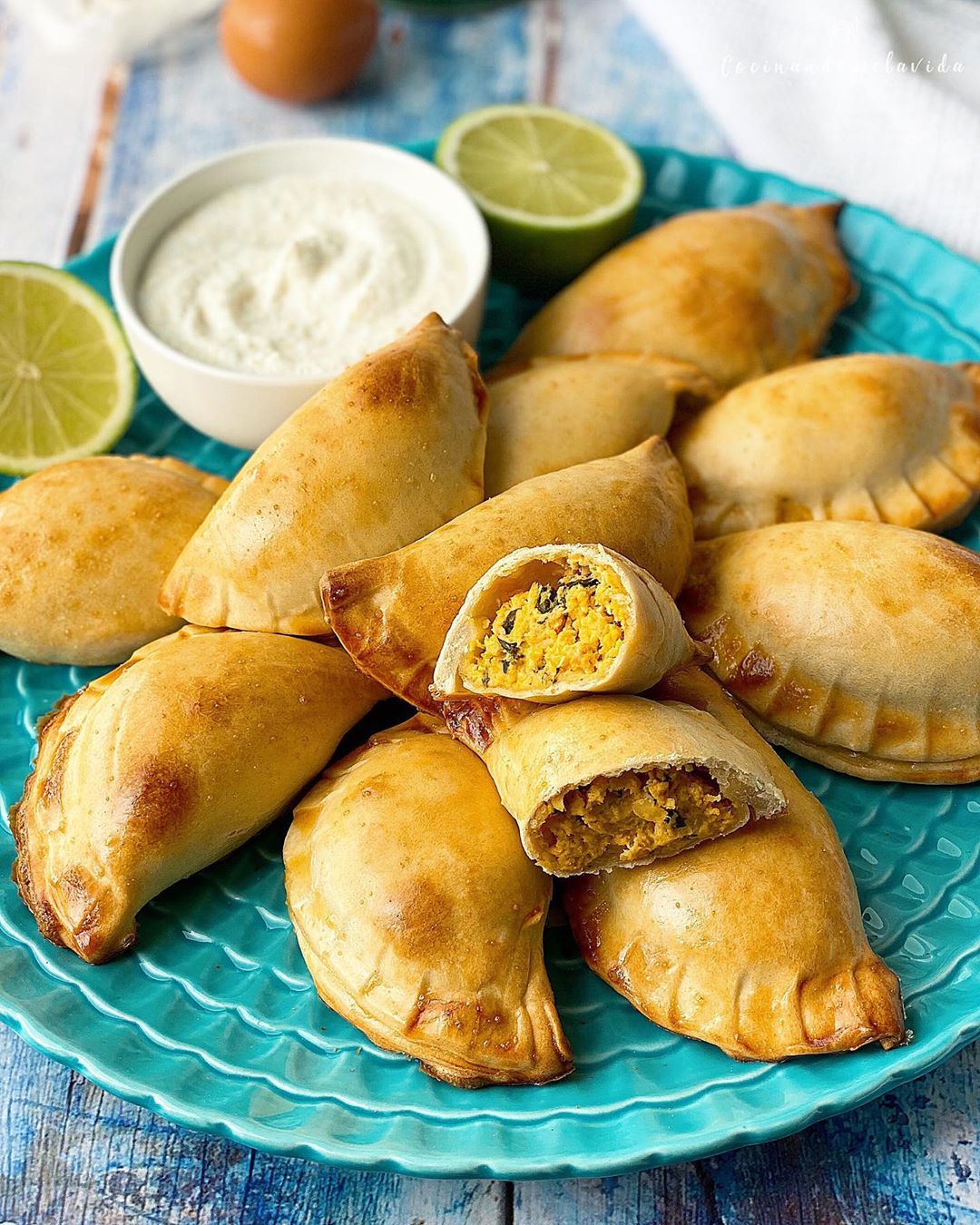 empanadillas caseras rellenas de pollo al curry cremoso