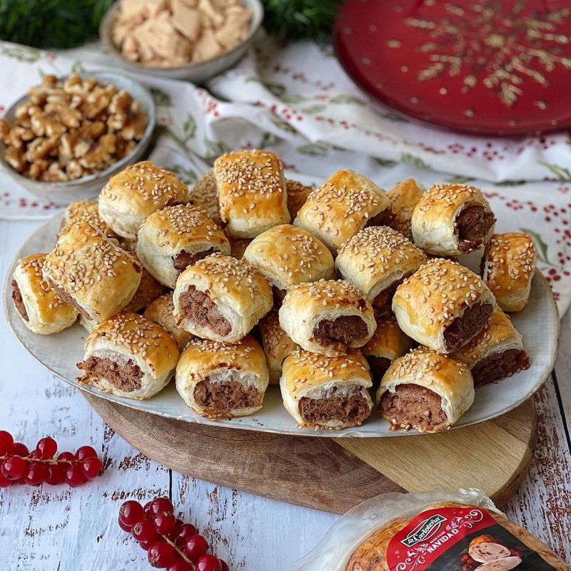 HOJALDRES DE POLLO RELLENO CON MOUSSE DE FOIE DE PATO Y NUECES