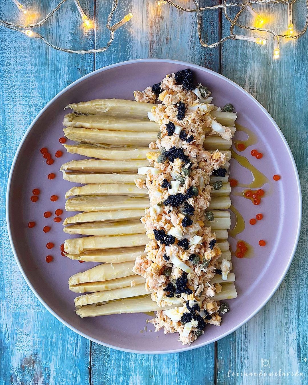 ESPÁRRAGOS CON SALMÓN