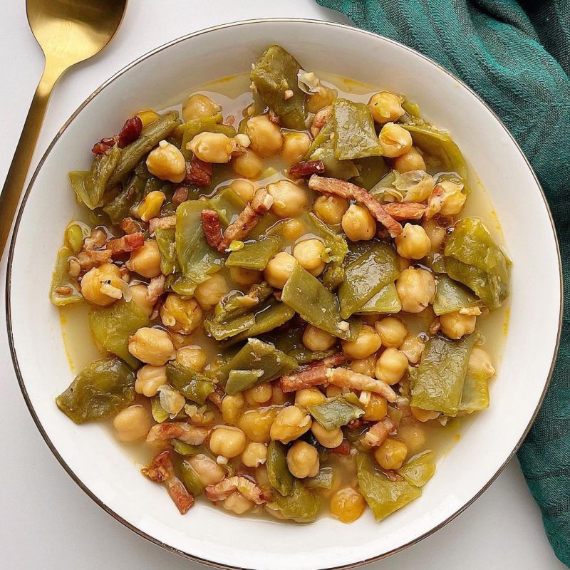 JUDÍA VERDE CON GARBANZOS Y BEICON