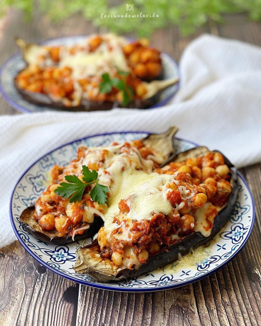 berenjenas rellenas de boloñesa de garbanzos