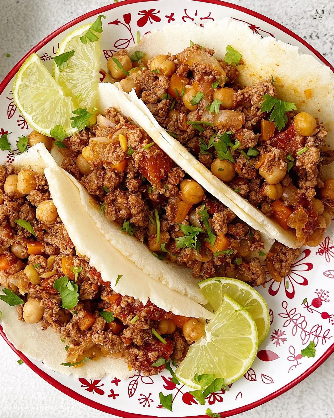 TACOS DE TERNERA CON GARBANZOS