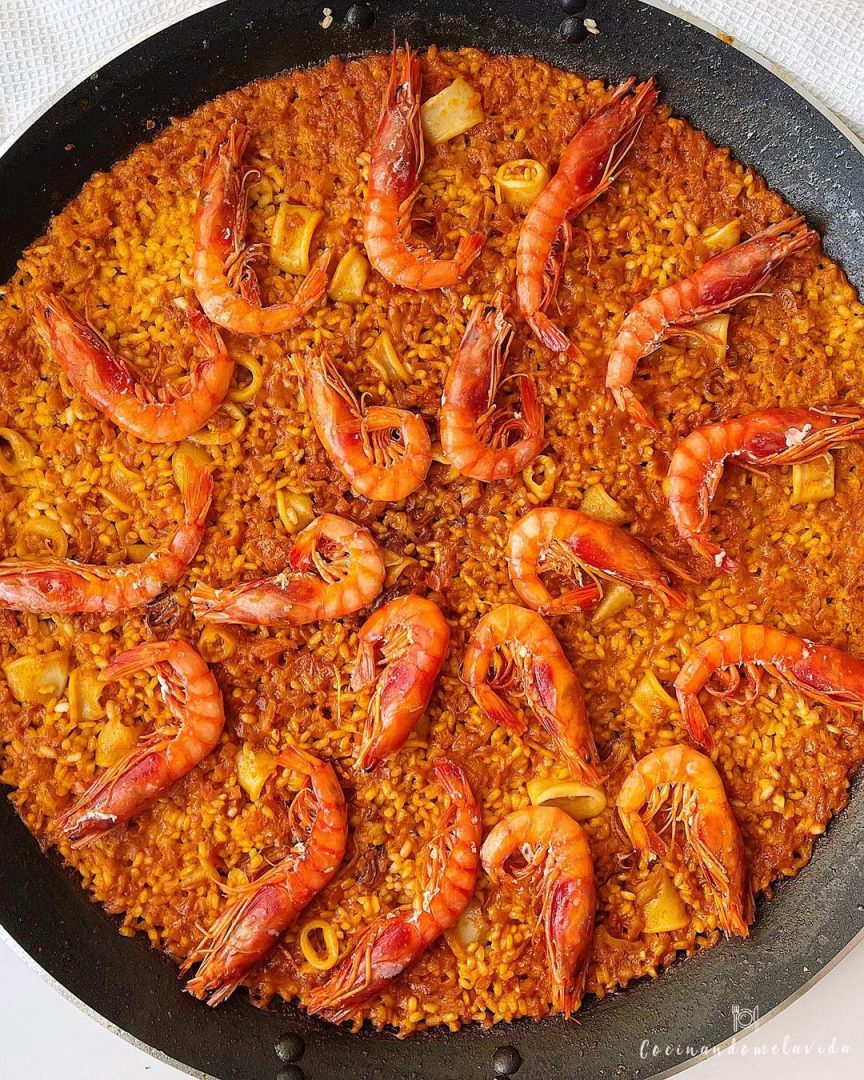 arroz de calamares y gamba roja