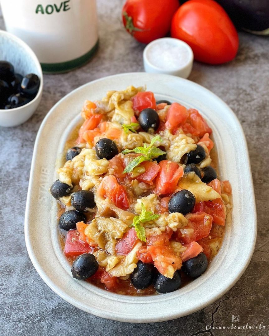 ensalada de berenjena y tomate