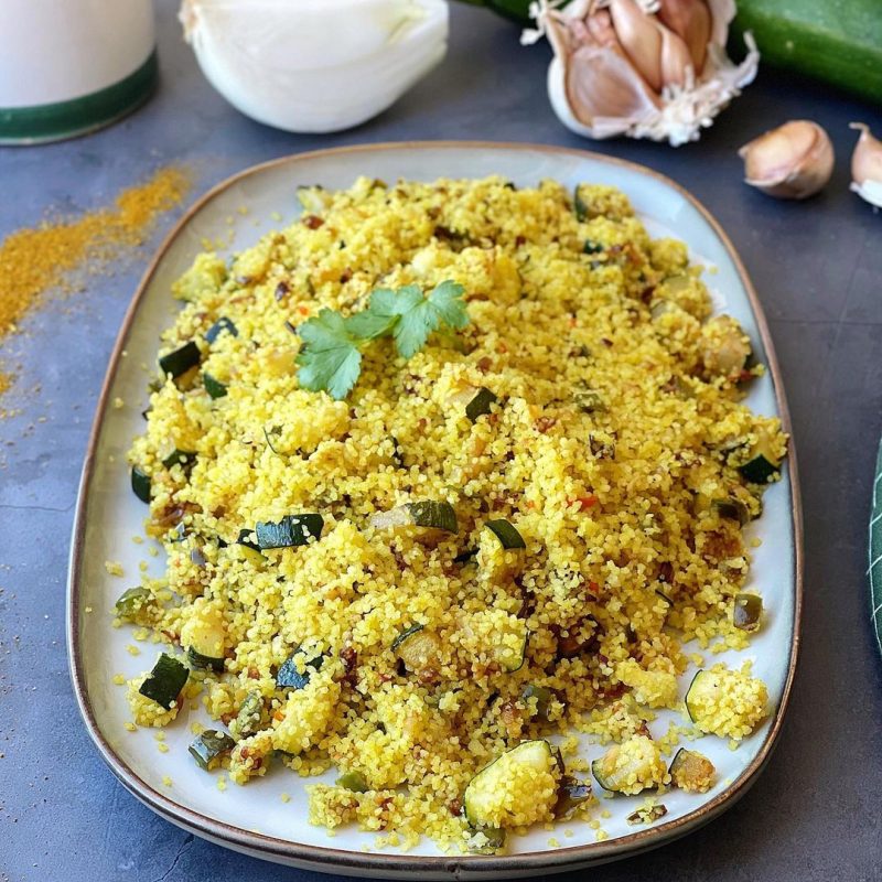 CUSCÚS CON VERDURAS AL CURRY