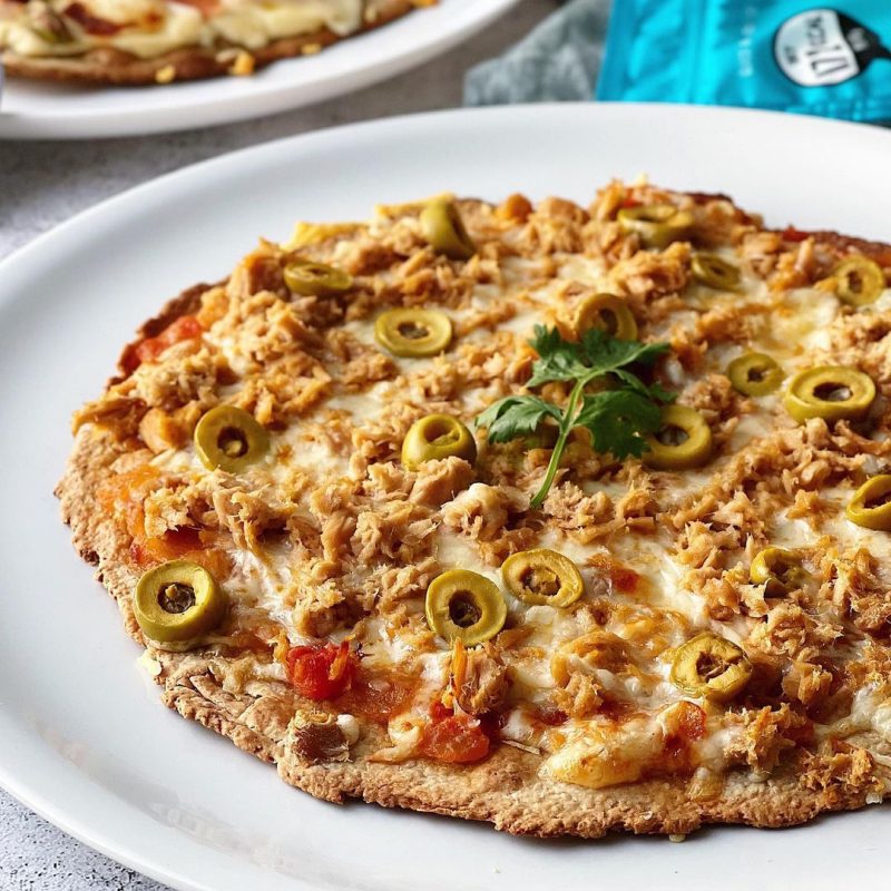 PIZZA DE ATÚN CON BASE DE AVENA