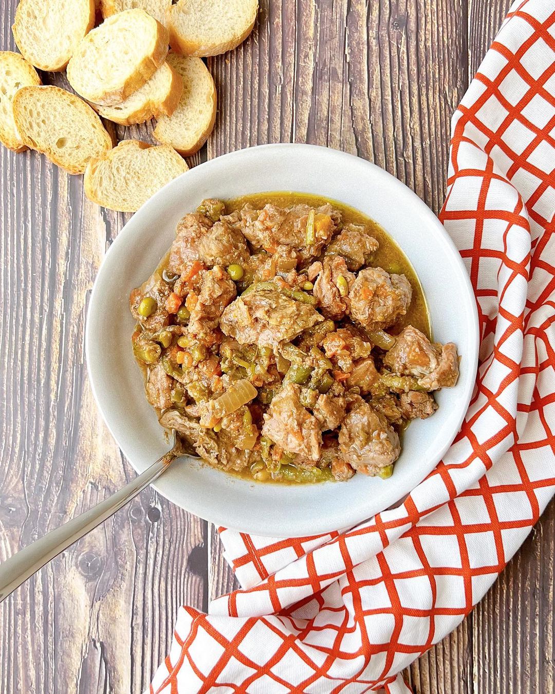 RAGOUT DE TERNERA CON MENESTRA