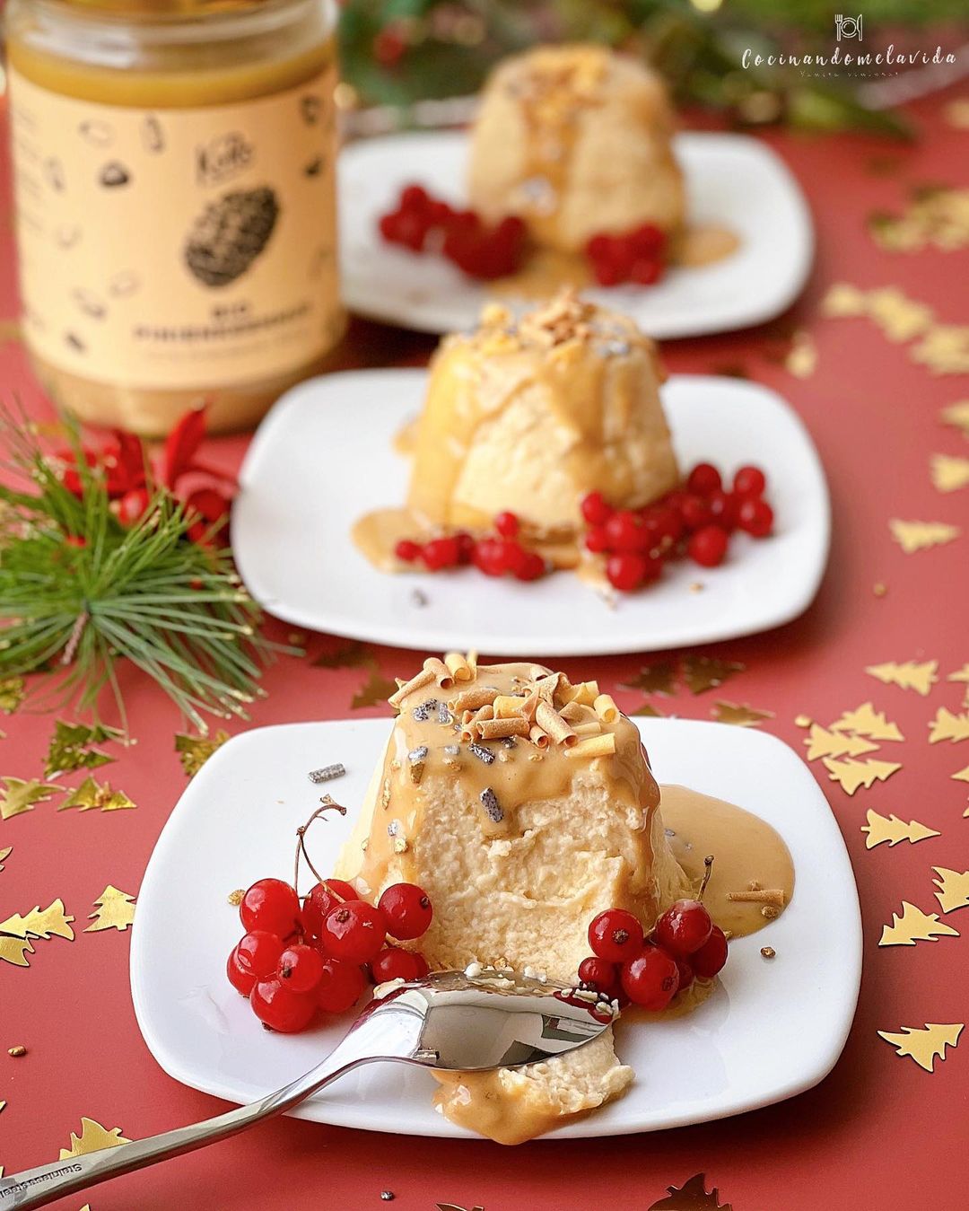 FLAN DE HUEVO Y PIÑONES