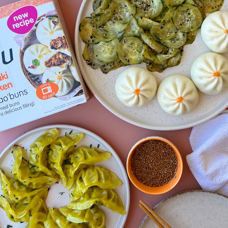 SALSA PARA GYOZAS Y ENSALADA DE PEPINO