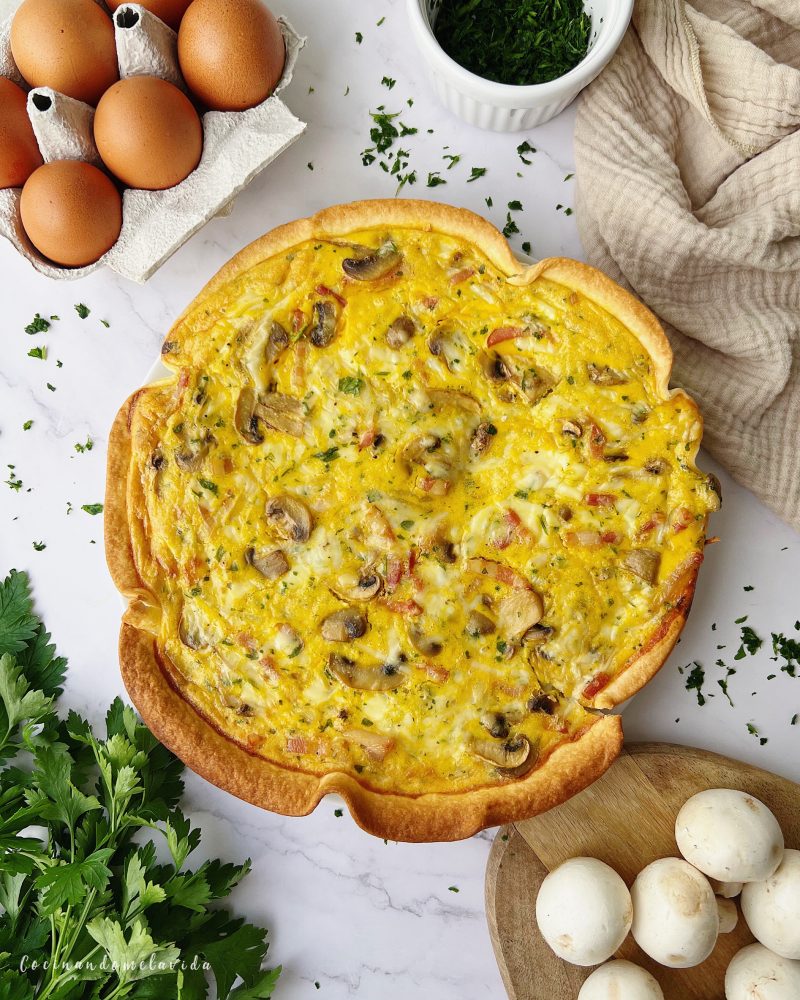 QUICHÉ CON BEICON Y CHAMPIÑONES