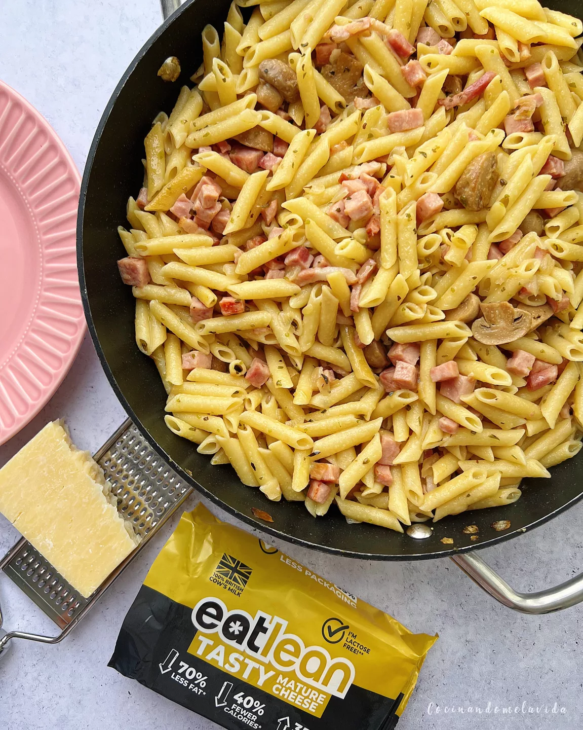 macarrones con champiñones y beicon