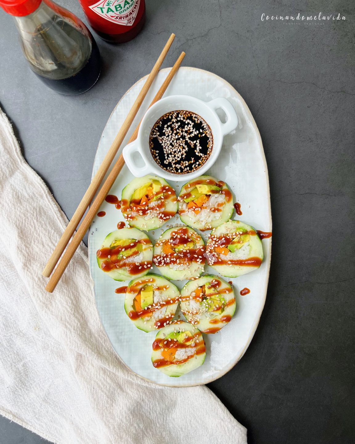 SUSHI DE PEPINO SIN ALGA