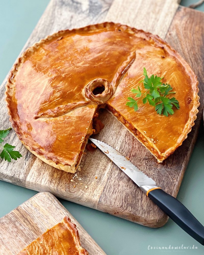 EMPANADA DE POLLO CON MASA CASERA