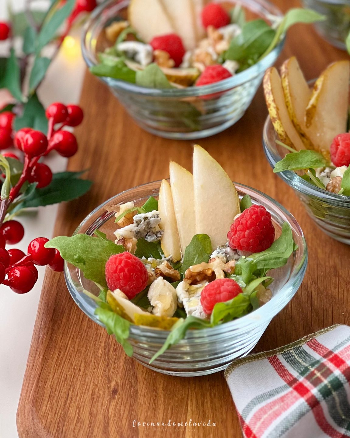 ENSALADA DE PERA Y GORGONZOLA