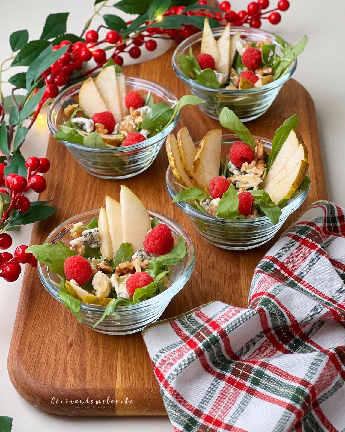 ENSALADA DE PERA Y GORGONZOLA